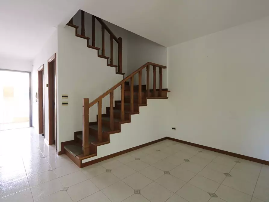 Immagine 1 di Appartamento in vendita  a Pontedera