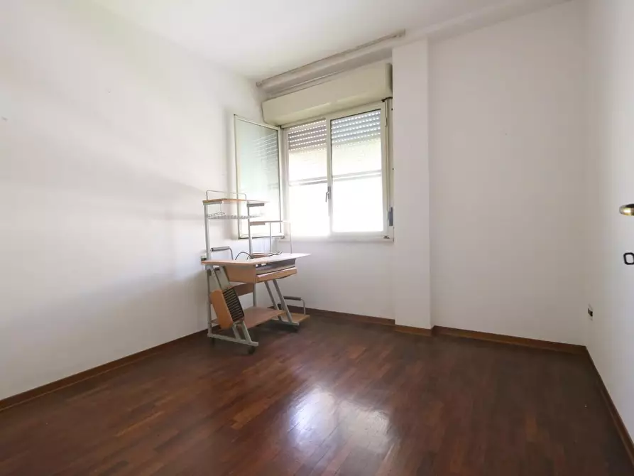 Immagine 14 di Appartamento in vendita  a Pontedera