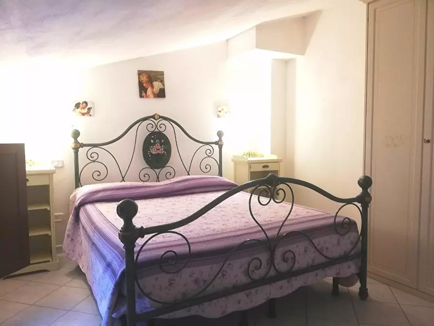 Immagine 13 di Appartamento in vendita  a Montignoso