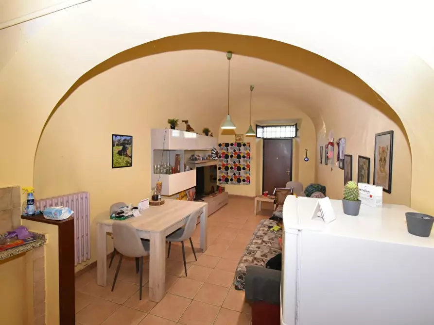 Immagine 38 di Appartamento in vendita  a Lucca