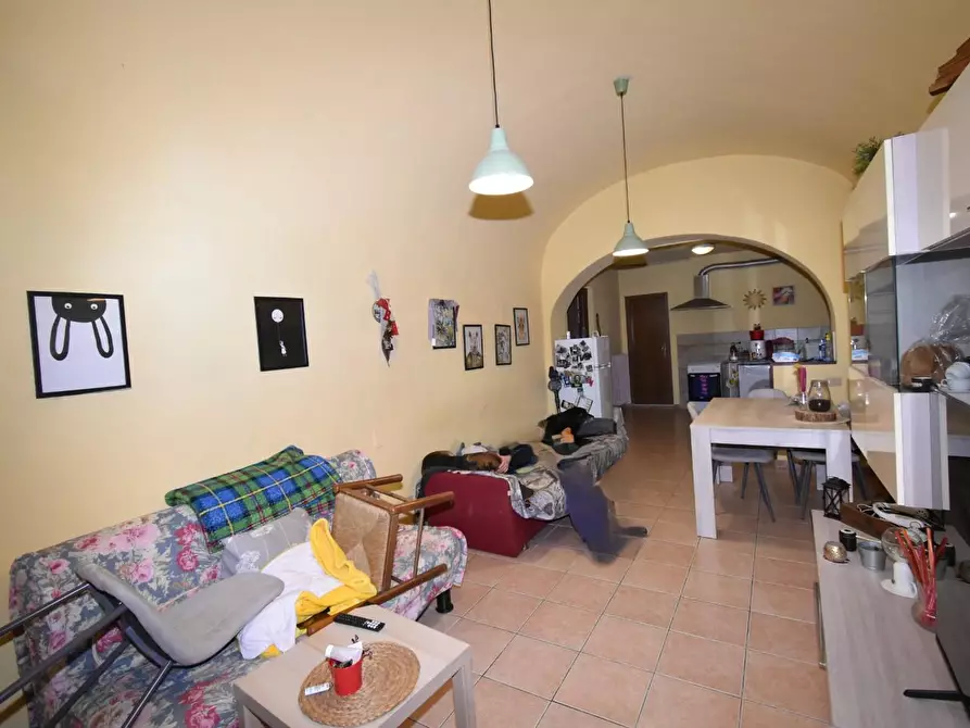 Immagine 1 di Appartamento in vendita  a Lucca