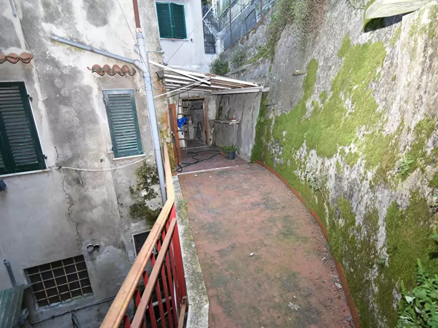 Immagine 24 di Appartamento in vendita  a Lucca