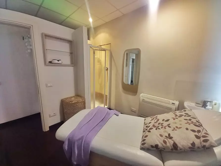 Immagine 7 di Attività commerciale in vendita  a Fucecchio