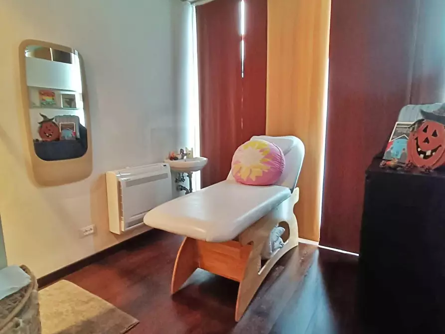 Immagine 13 di Attività commerciale in vendita  a Fucecchio