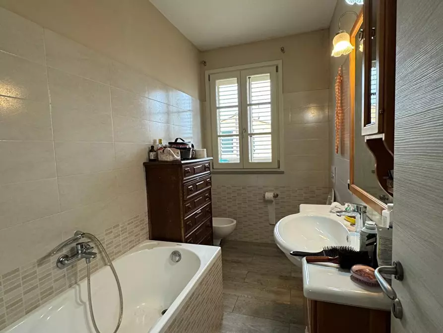 Immagine 36 di Casa indipendente in vendita  a Capannori