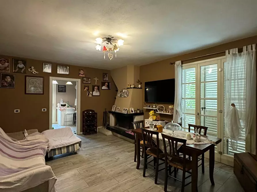 Immagine 2 di Casa indipendente in vendita  a Capannori