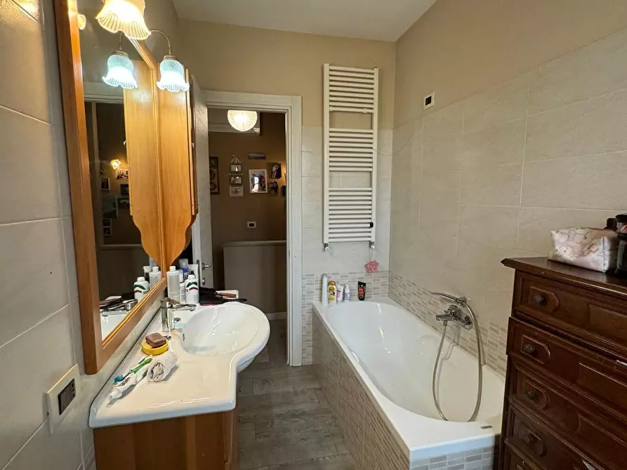 Immagine 32 di Casa indipendente in vendita  a Capannori