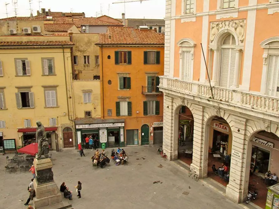 Immagine 11 di Locale commerciale in affitto  a Pisa