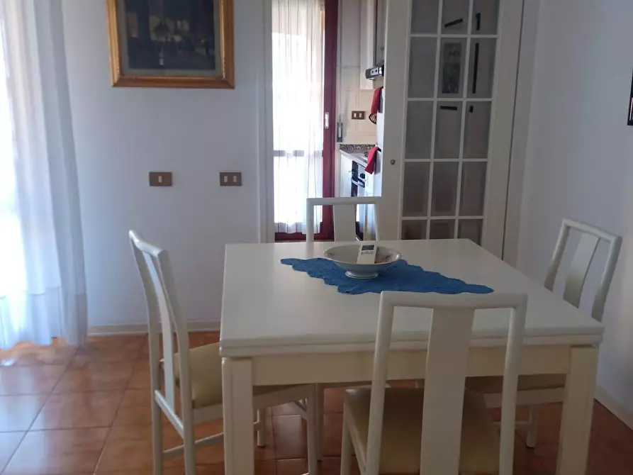 Immagine 2 di Appartamento in vendita  a Livorno