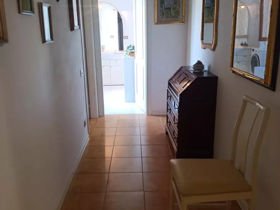 Immagine 1 di Appartamento in vendita  a Livorno