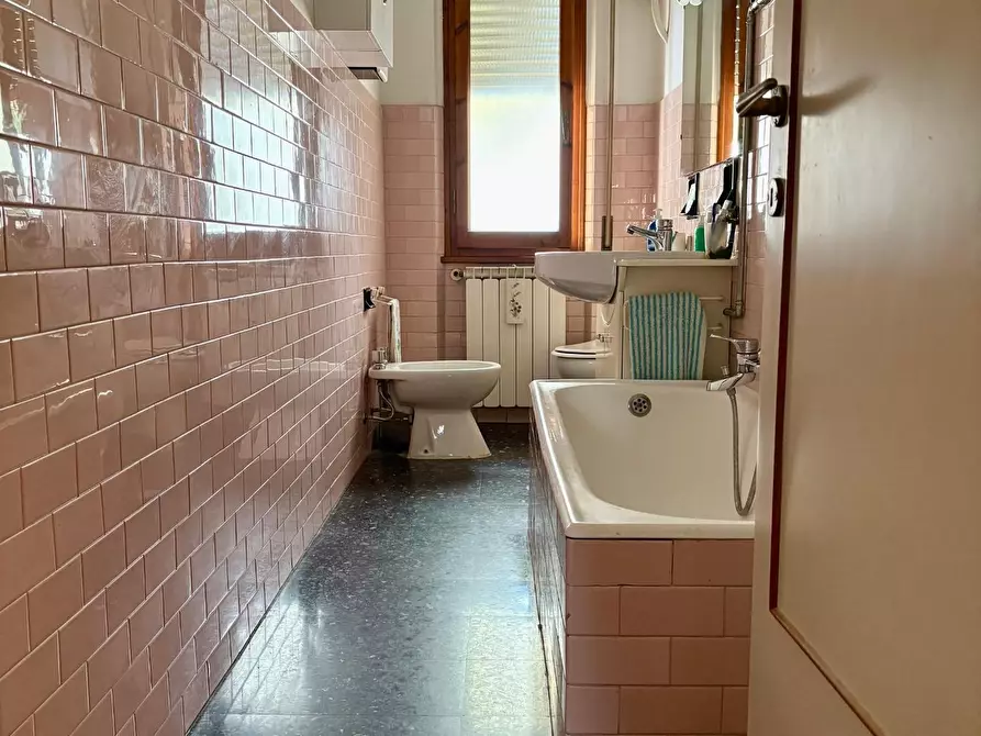 Immagine 21 di Appartamento in vendita  a Empoli