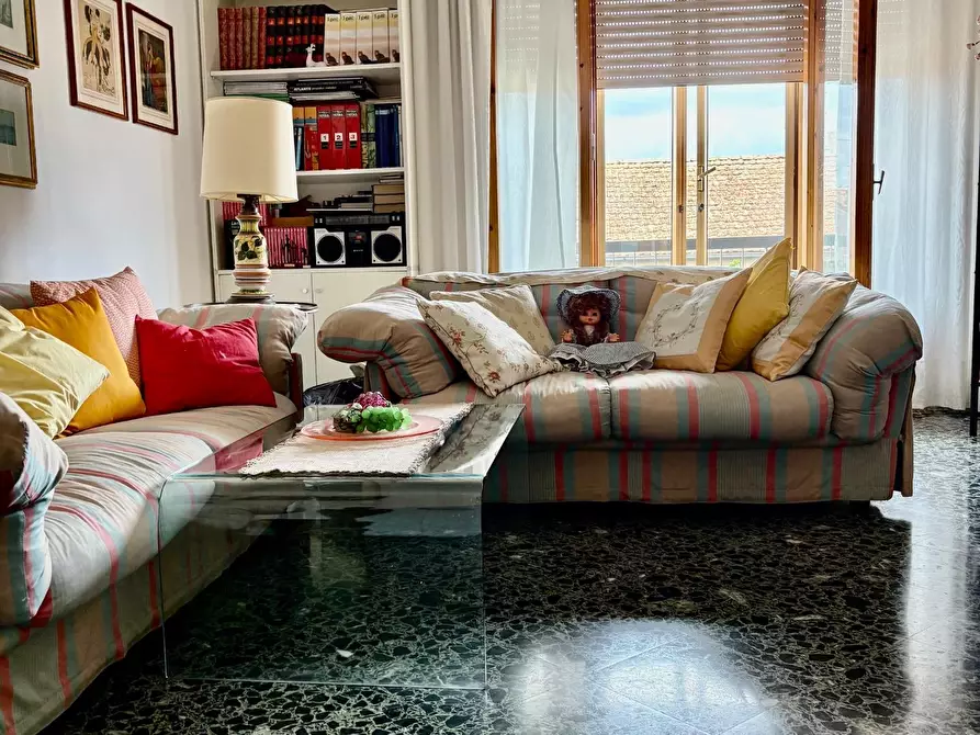 Immagine 6 di Appartamento in vendita  a Empoli