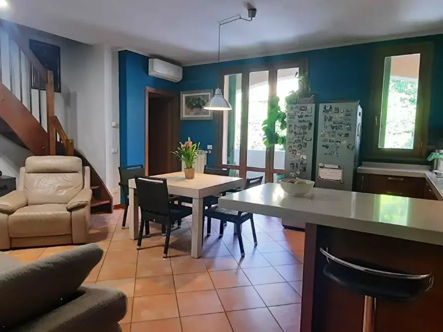 Immagine 5 di Appartamento in vendita  a Montopoli In Val D'arno