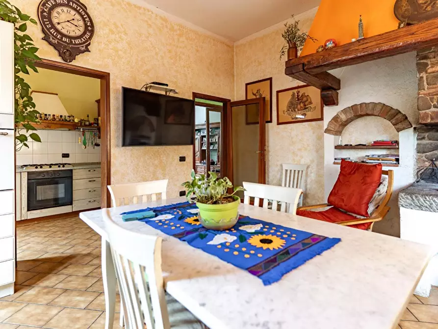 Immagine 12 di Villa in vendita  a Fucecchio