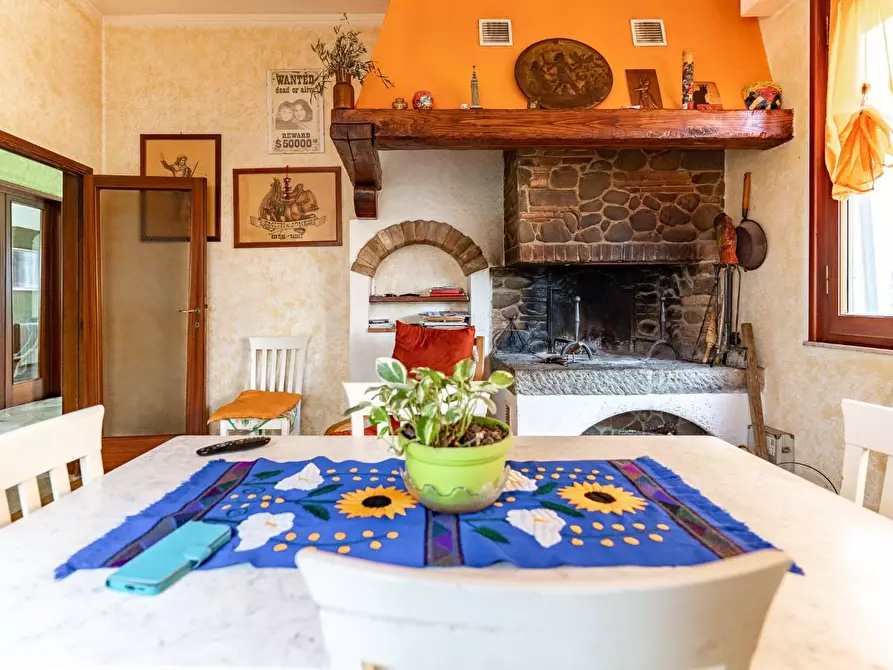 Immagine 11 di Villa in vendita  a Fucecchio