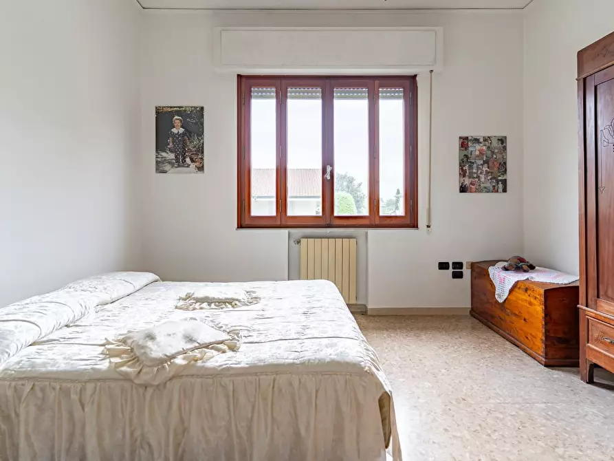 Immagine 41 di Villa in vendita  a Fucecchio