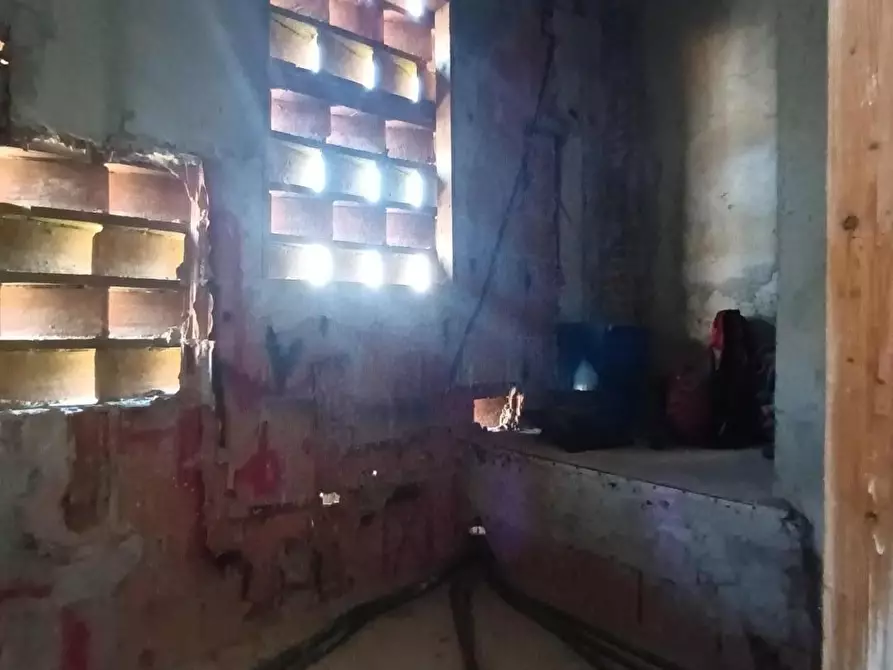 Immagine 13 di Rustico / casale in vendita  a Capannori