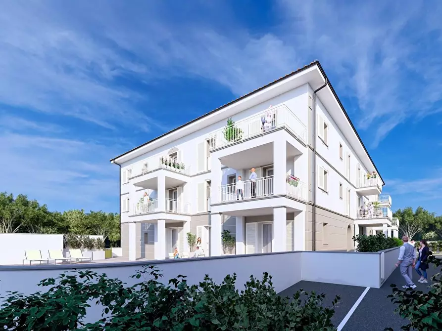 Immagine 4 di Appartamento in vendita  a Cecina