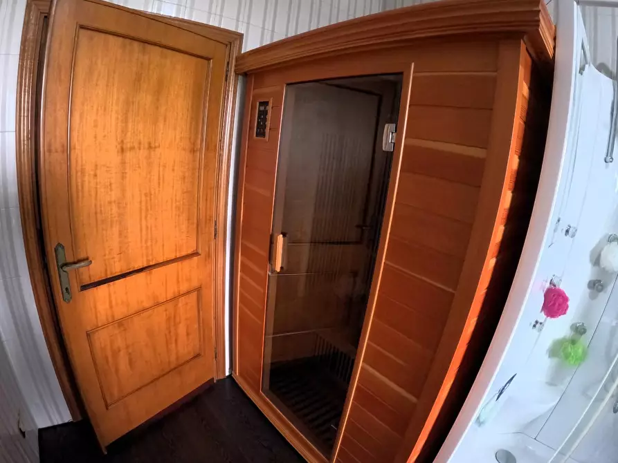 Immagine 23 di Villa in vendita  a Castelnuovo Berardenga