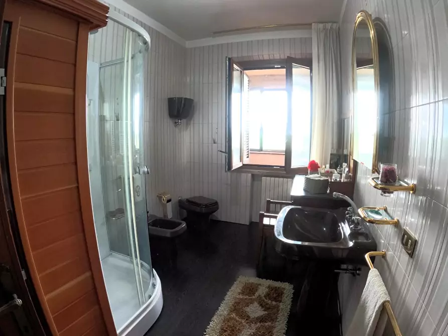 Immagine 21 di Villa in vendita  a Castelnuovo Berardenga