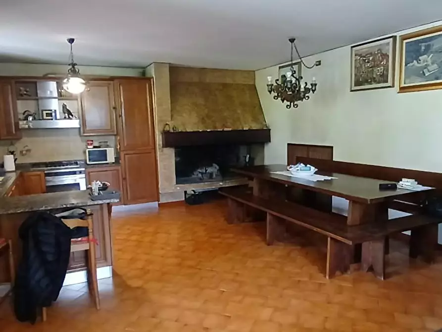 Immagine 4 di Villa in vendita  a Montelupo Fiorentino