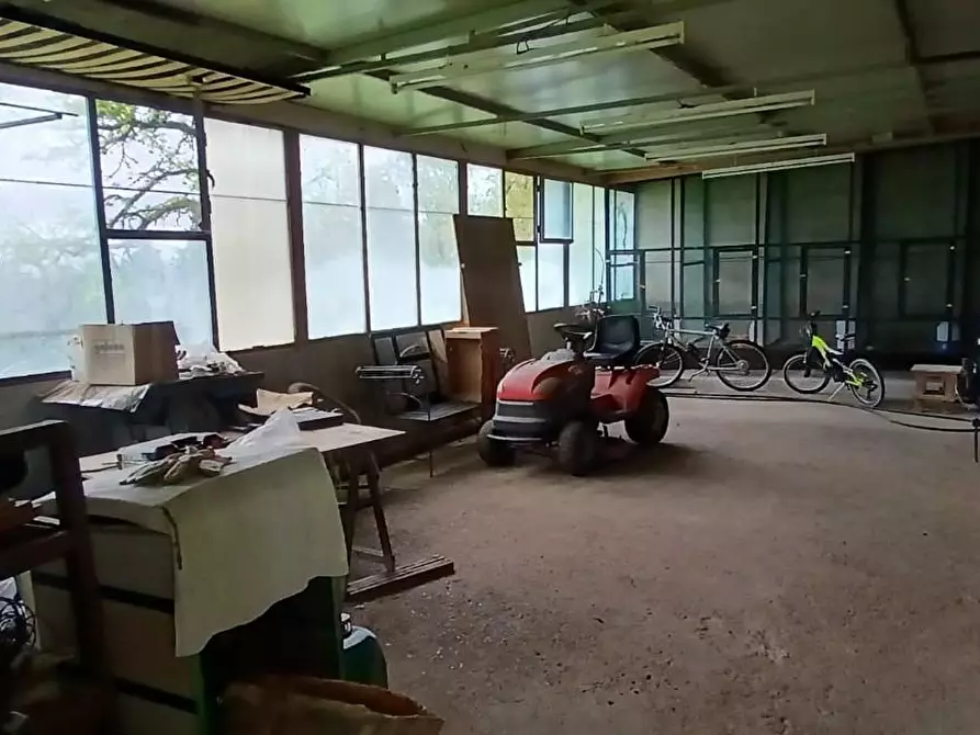 Immagine 8 di Villa in vendita  a Montelupo Fiorentino