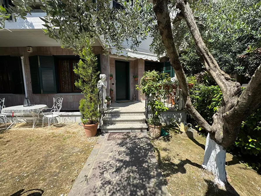 Immagine 58 di Appartamento in vendita  a Empoli