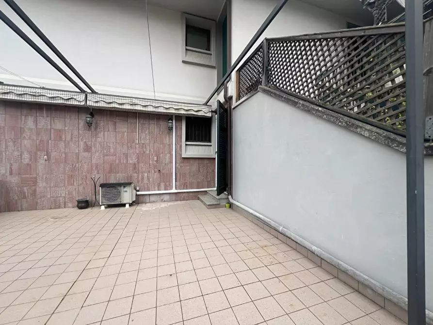 Immagine 29 di Appartamento in vendita  a Empoli