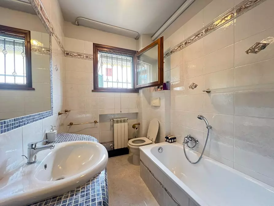 Immagine 24 di Appartamento in vendita  a Empoli