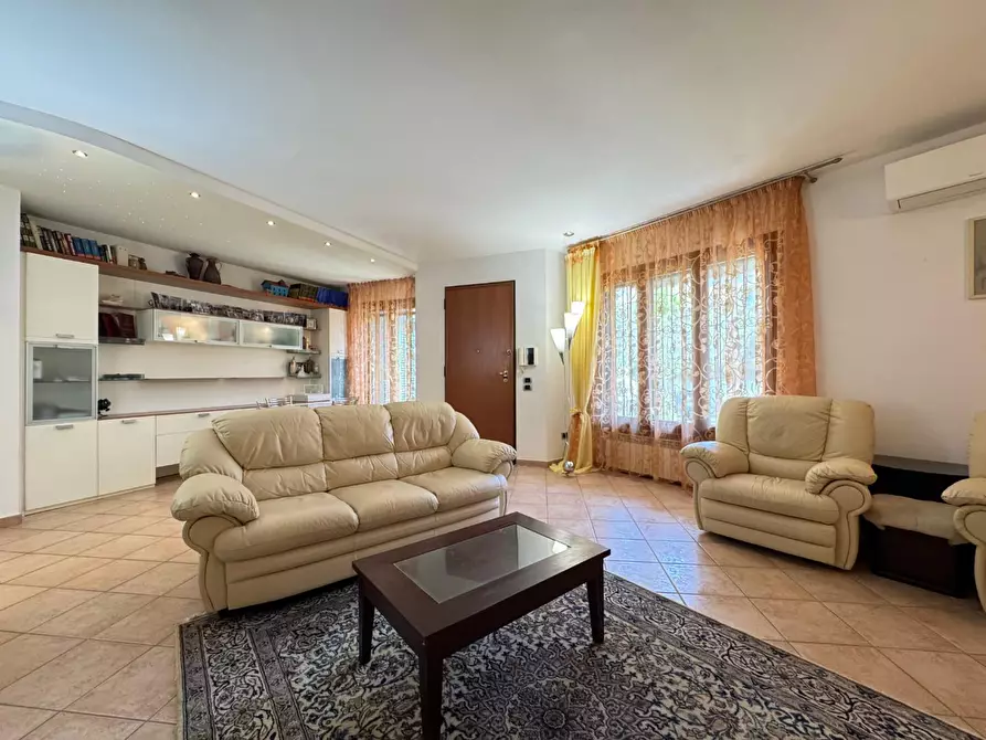 Immagine 74 di Appartamento in vendita  a Empoli