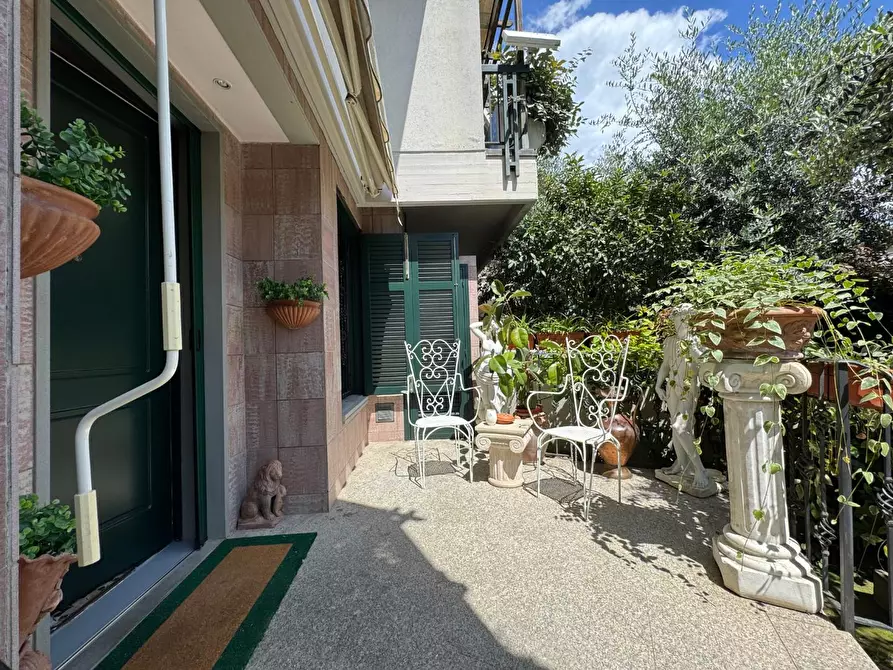 Immagine 60 di Appartamento in vendita  a Empoli