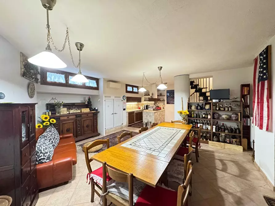 Immagine 40 di Appartamento in vendita  a Empoli