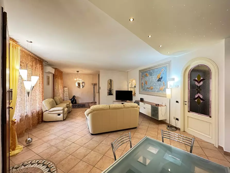 Immagine 65 di Appartamento in vendita  a Empoli