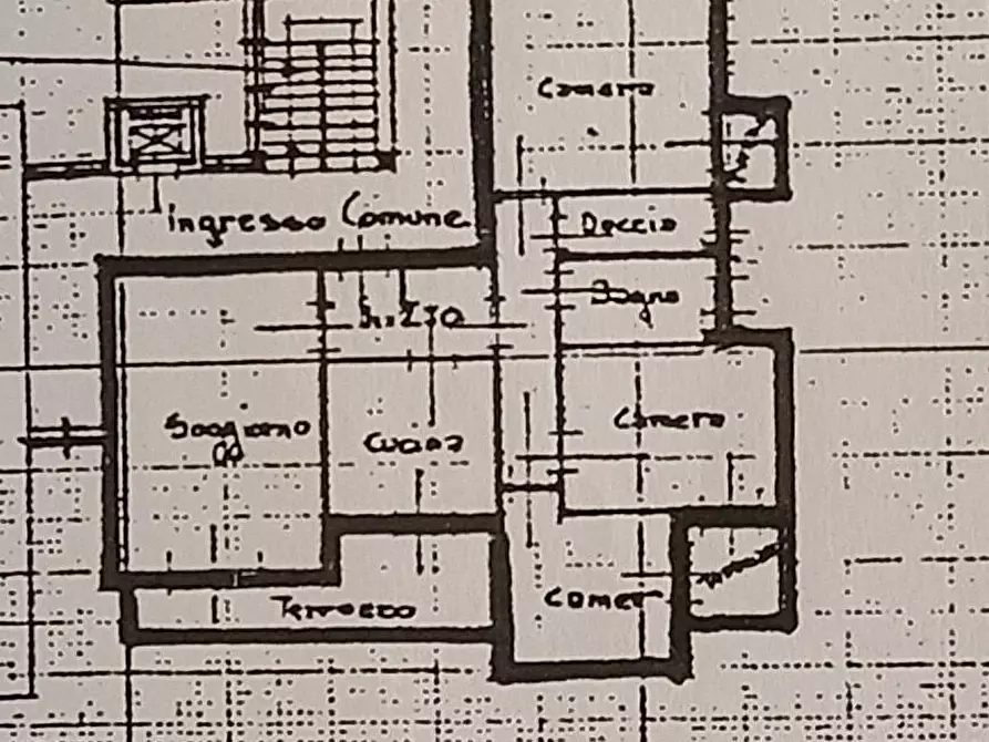 Immagine 23 di Appartamento in vendita  a Seravezza