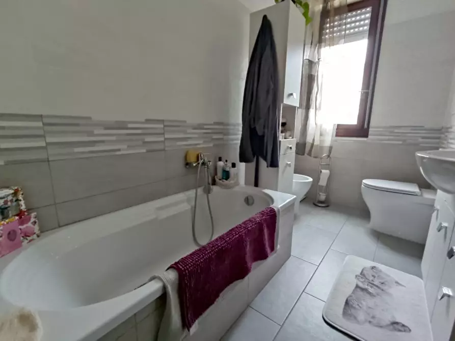 Immagine 16 di Appartamento in vendita  a Seravezza