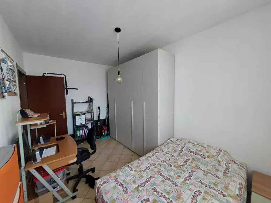 Immagine 18 di Appartamento in vendita  a Pontedera