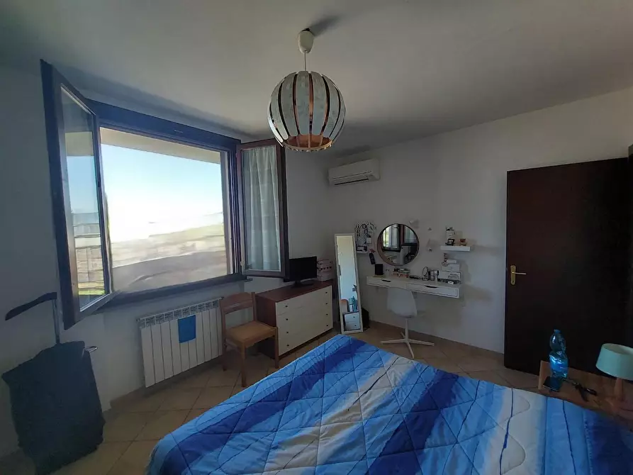 Immagine 11 di Appartamento in vendita  a Pontedera