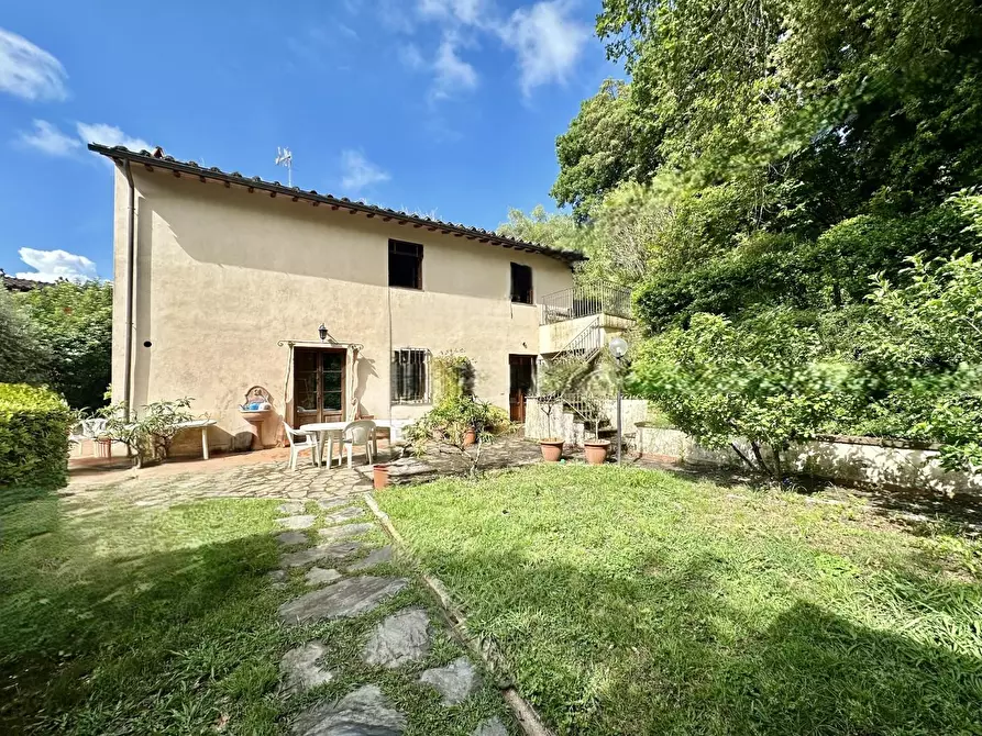 Immagine 32 di Rustico / casale in vendita  a Capannori