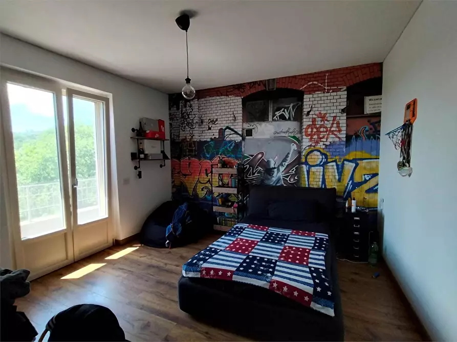 Immagine 12 di Villa in vendita  a Sarzana