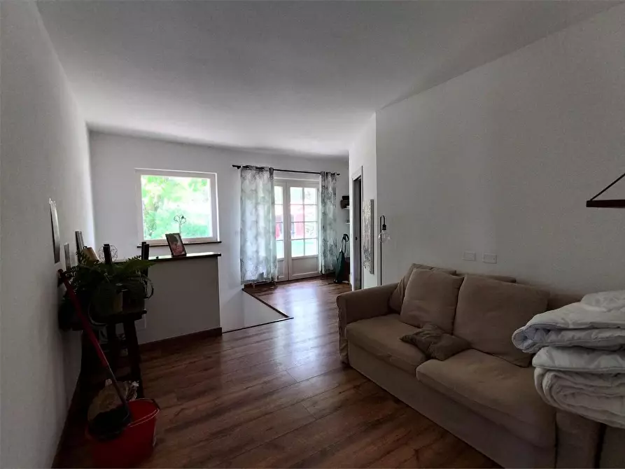 Immagine 9 di Villa in vendita  a Sarzana