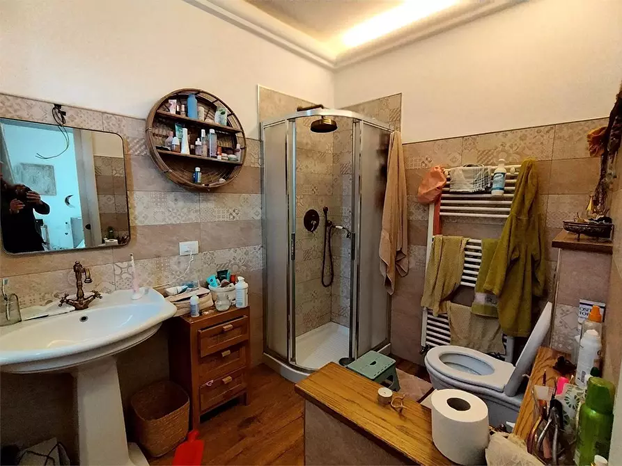 Immagine 21 di Villa in vendita  a Sarzana