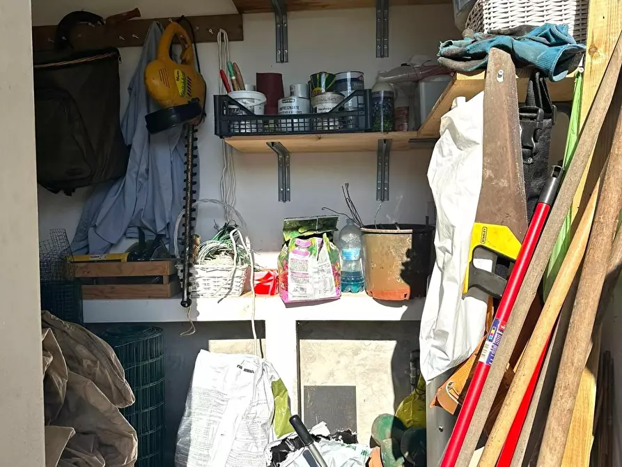 Immagine 48 di Casa bifamiliare in vendita  a Capannori