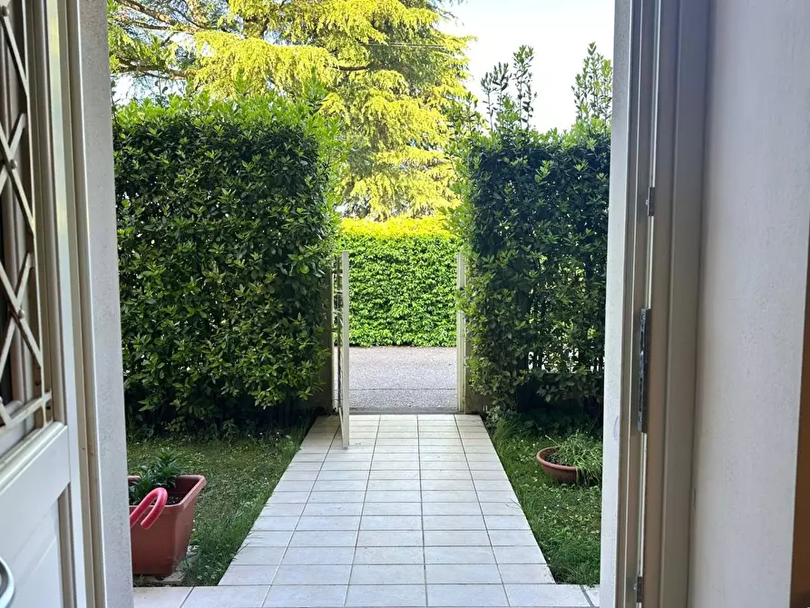 Immagine 19 di Casa bifamiliare in vendita  a Capannori