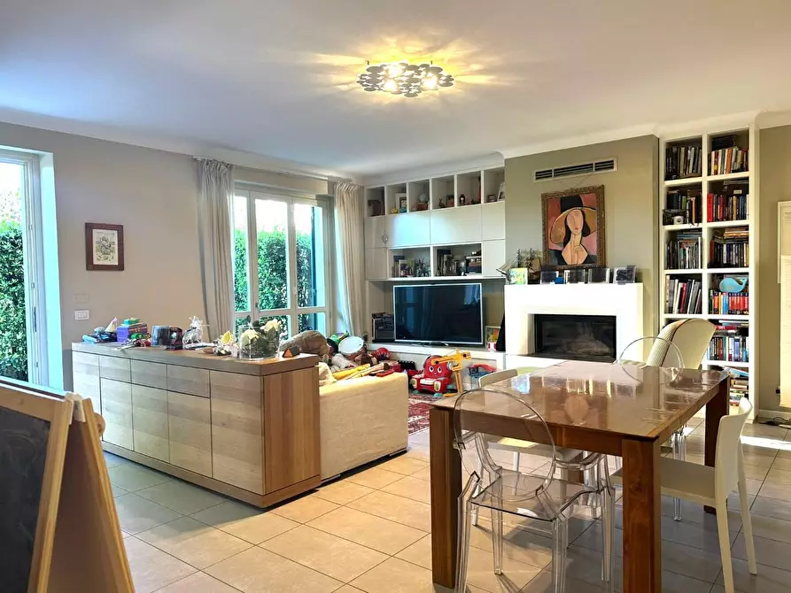 Immagine 18 di Casa bifamiliare in vendita  a Capannori