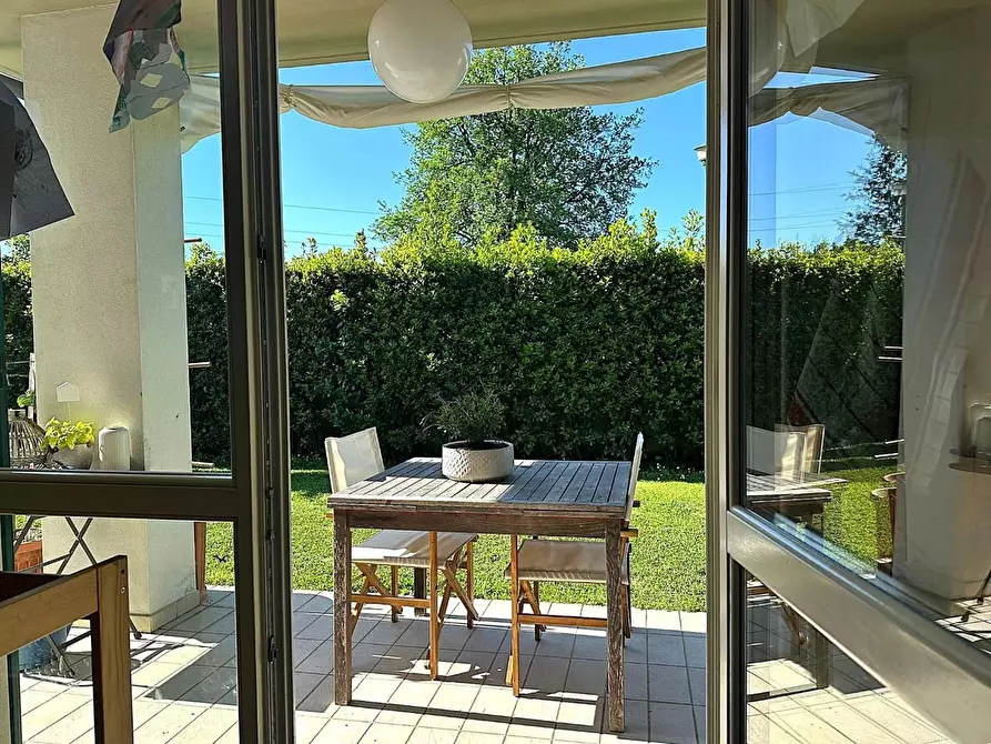 Immagine 50 di Casa bifamiliare in vendita  a Capannori