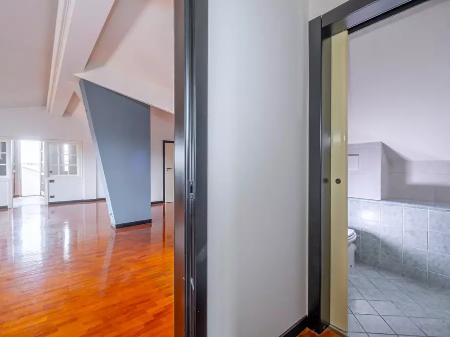 Immagine 18 di Appartamento in vendita  a Treviglio