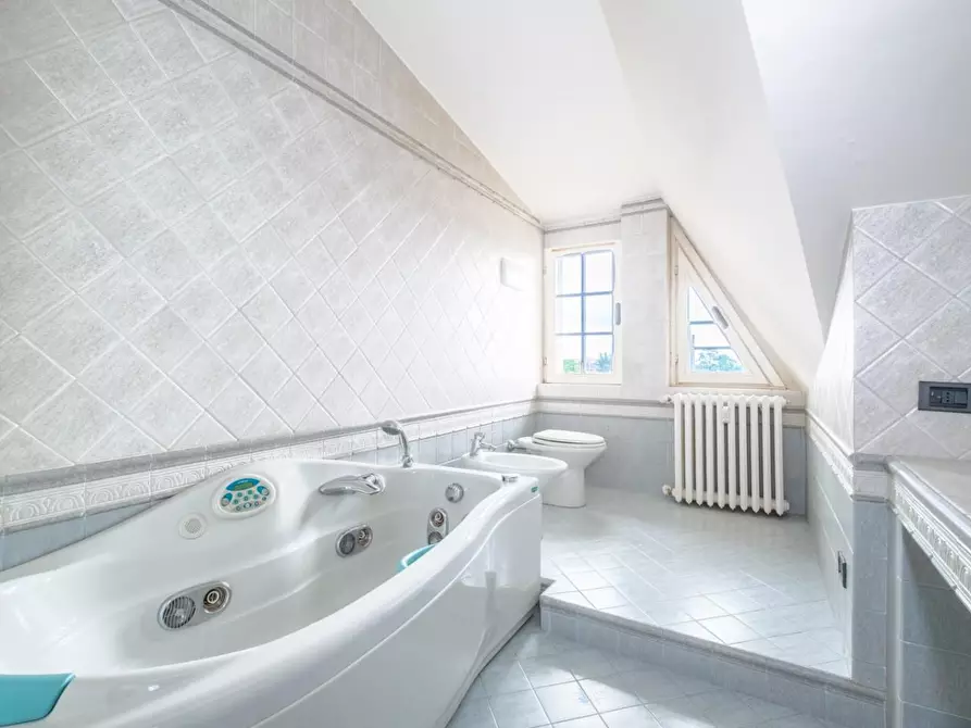 Immagine 22 di Appartamento in vendita  a Treviglio