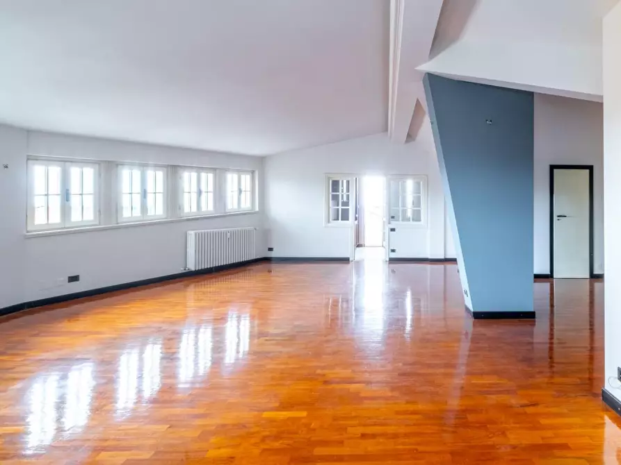 Immagine 6 di Appartamento in vendita  a Treviglio