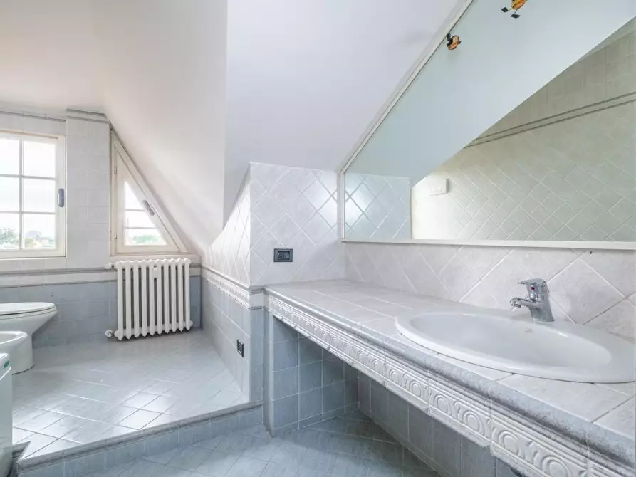 Immagine 23 di Appartamento in vendita  a Treviglio