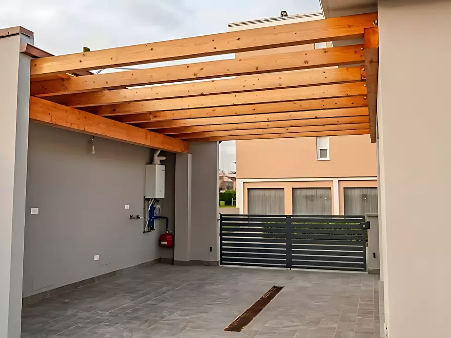Immagine 4 di Villa in vendita  a San Miniato
